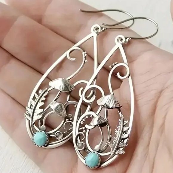Earrings Turquoise Mushroom 3D Tear Drop Spiral Boho Alice Wonderland Unique NEW - Picture 1 of 3
